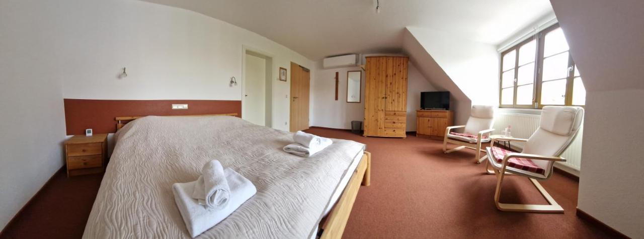 Garni Hotel Zum Hothertor Гёрлиц Экстерьер фото